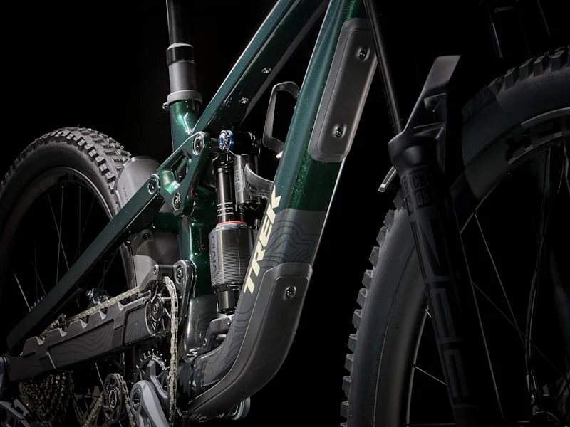 2024 Slash 9.8 GX AXS T-Type Gen 6 Full Suspension Mountain Bike - Image 12