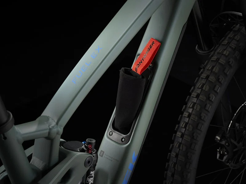 2025 Fuel EX 8 GX AXS T-Type Gen 6 Full Suspension Mountain Bike - Image 13