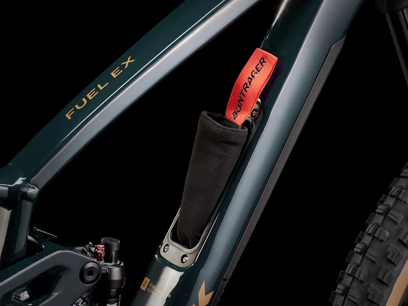 2025 Fuel EX 8 XT Gen 6 Full Suspension Mountain Bike - Image 3