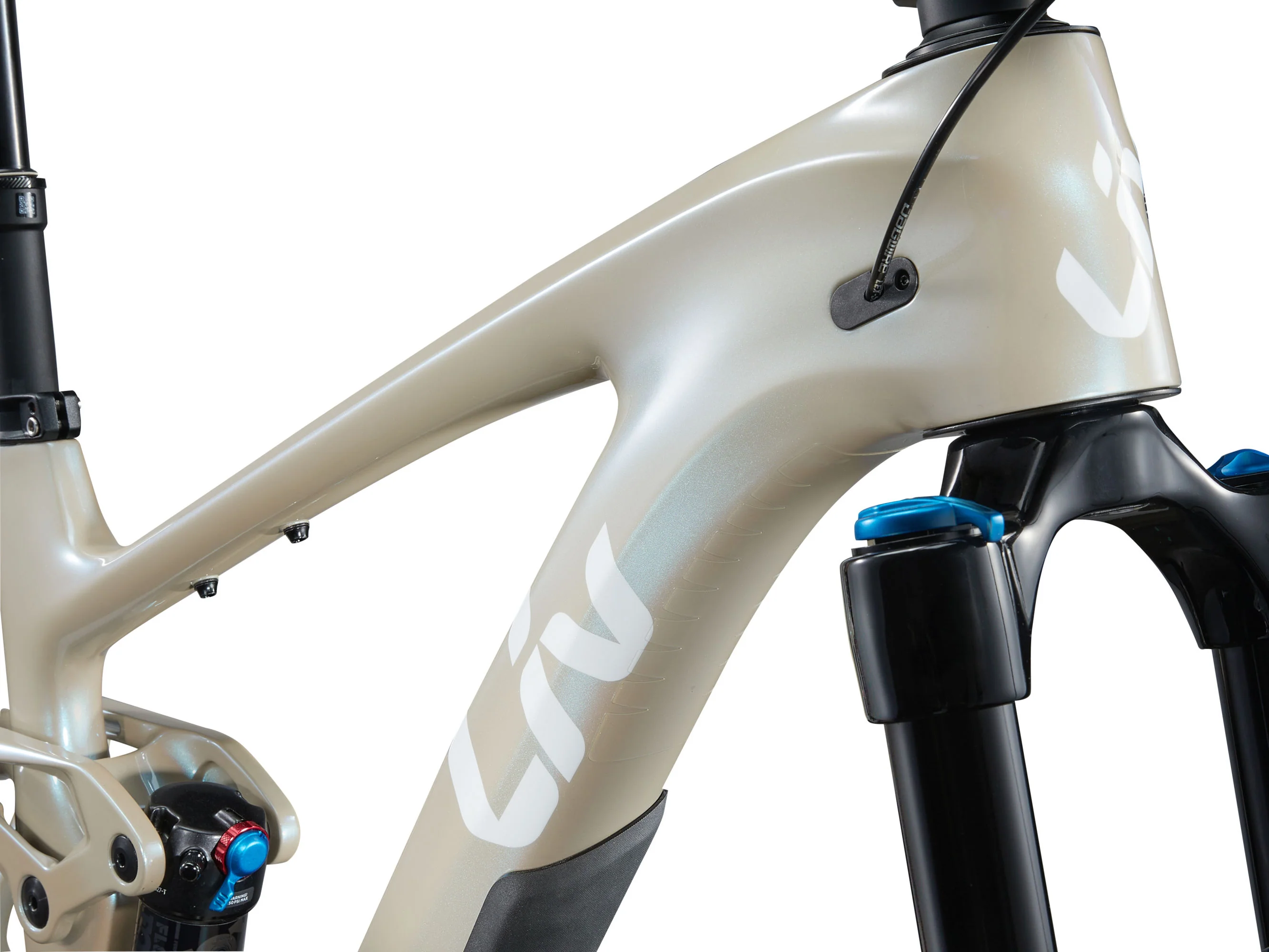 2025 Intrigue X Advanced 2 Full Suspension Mountain Bike - Image 9