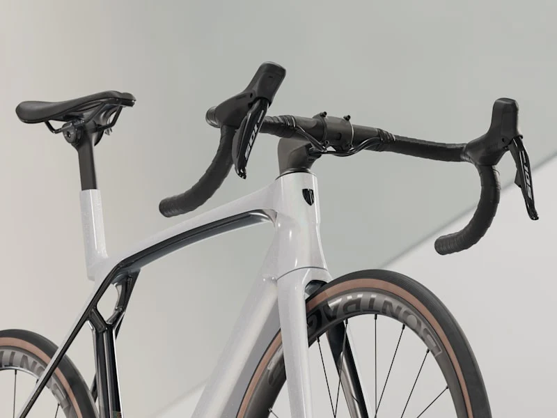 2025 Madone SL 6 Gen 8 Road Bike - Image 17