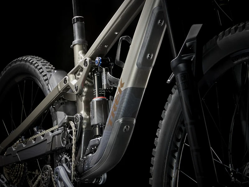 2025 Slash 9 GX AXS T-Type Gen 6 Full Suspension Mountain Bike - Image 12