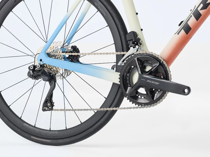 2026 Domane SL 6 Gen 4 Road Bike - Image 12