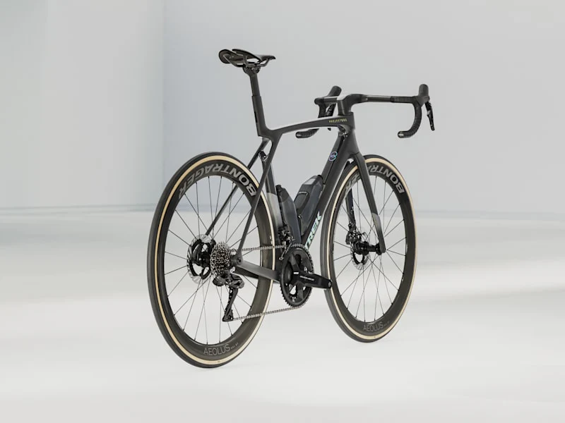 2026 Madone Carbon Road Bike - Image 2