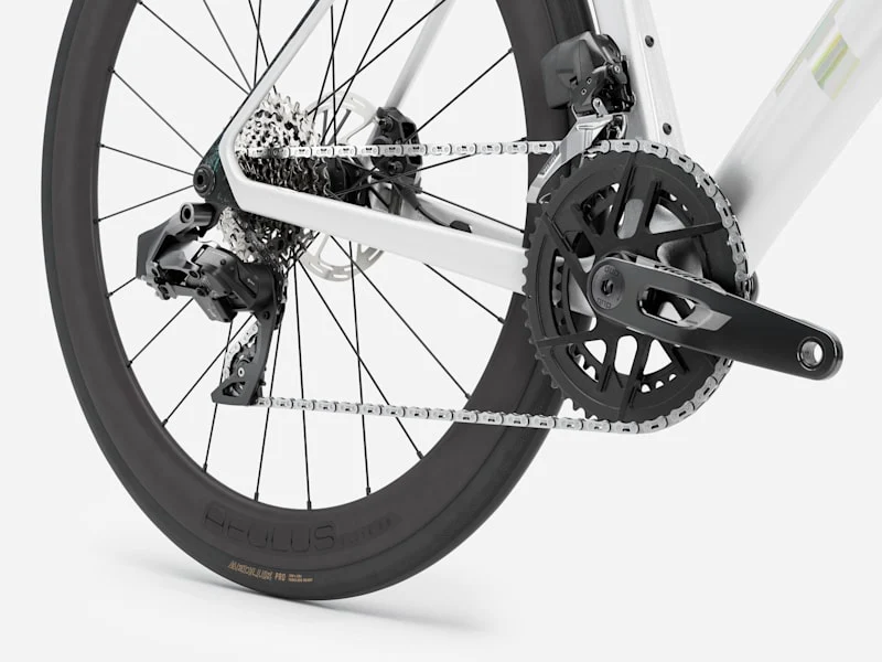 2026 Madone SL 6 AXS Gen 8 Road Bike - Image 6