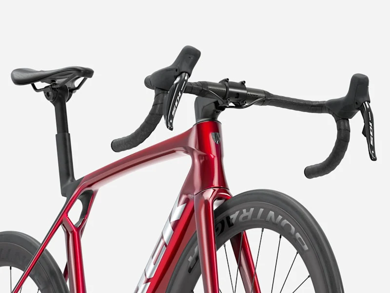 2026 Madone SL 6 Gen 8 Road Bike - Image 11