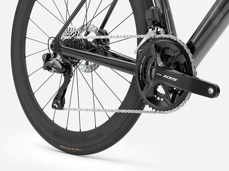 2026 Madone SL 6 Gen 8 Road Bike - Image 6
