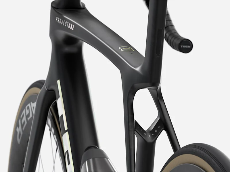 2026 Madone SLR 7 AXS Gen 8 Road Bike - Image 4