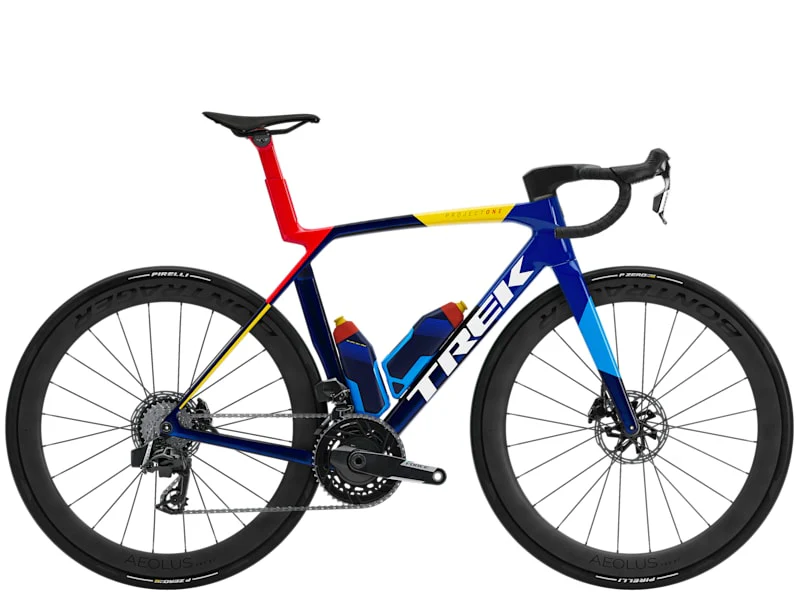 2026 Madone SLR 7 AXS Gen 8 Road Bike - Image 7