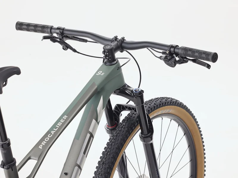 2026 Procaliber 9.5 Gen 3 Hardtail Mountain Bike - Image 3