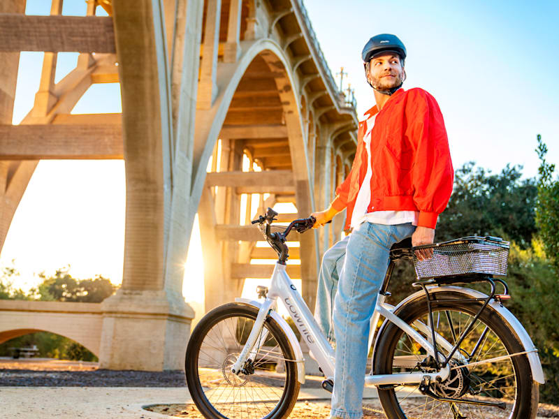 2026 Townie Go! Electric Cruiser Bike - Image 25