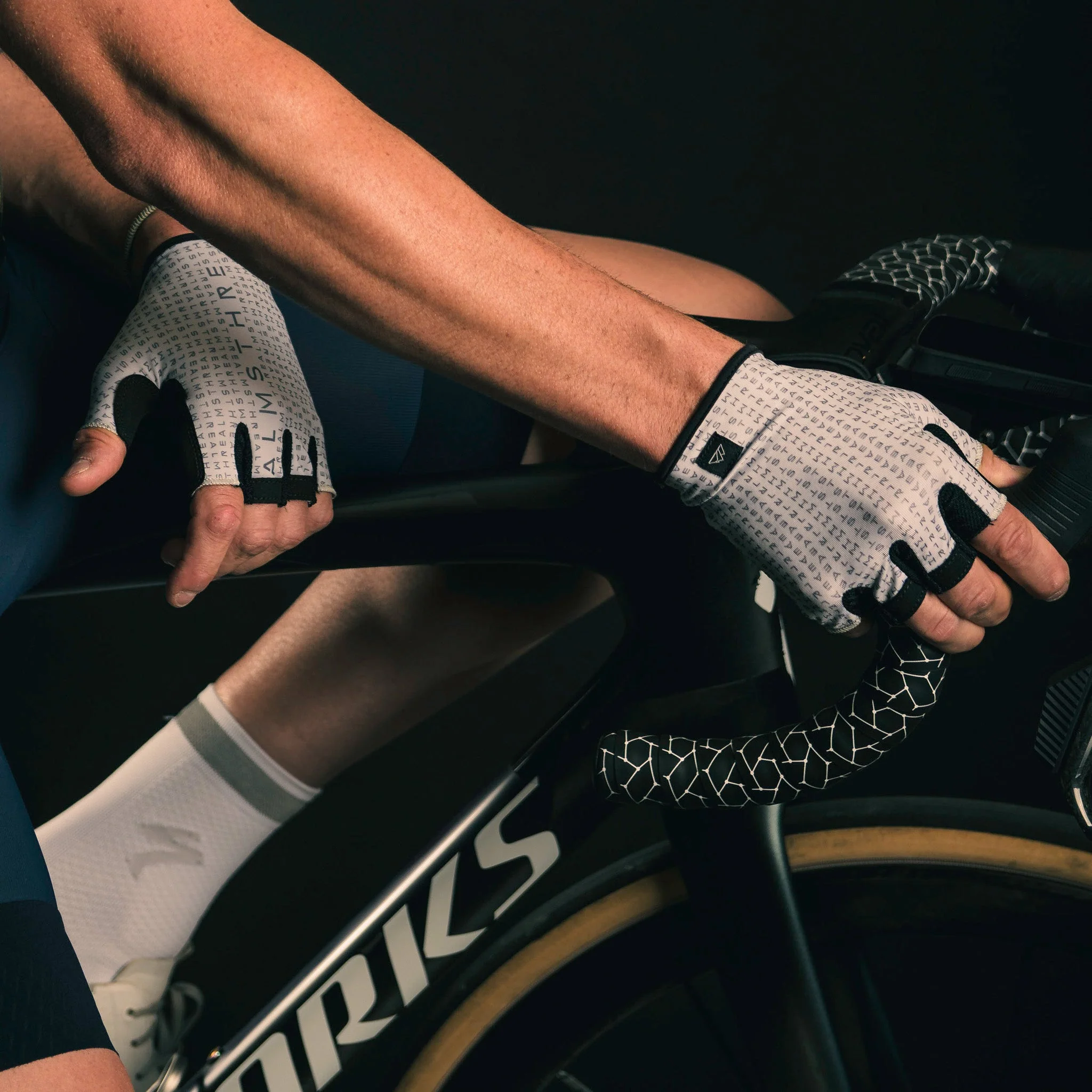 Glove - Short Finger - Image 12