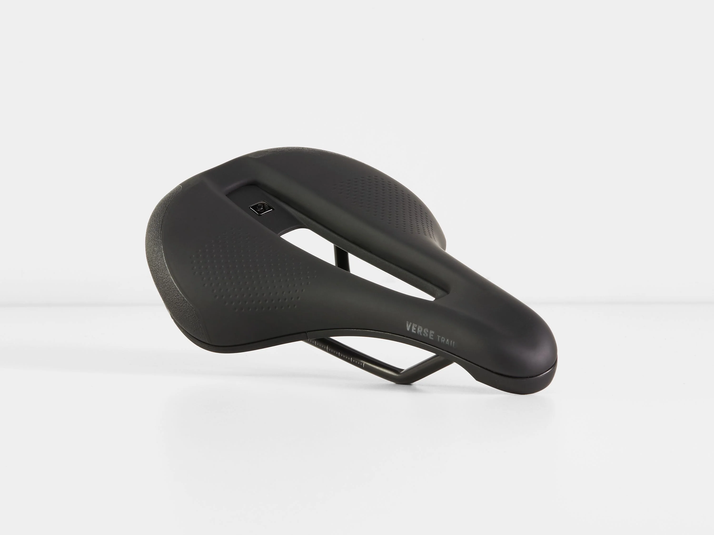 Bontrager Verse Short Elite Trail 145mm Black Saddle