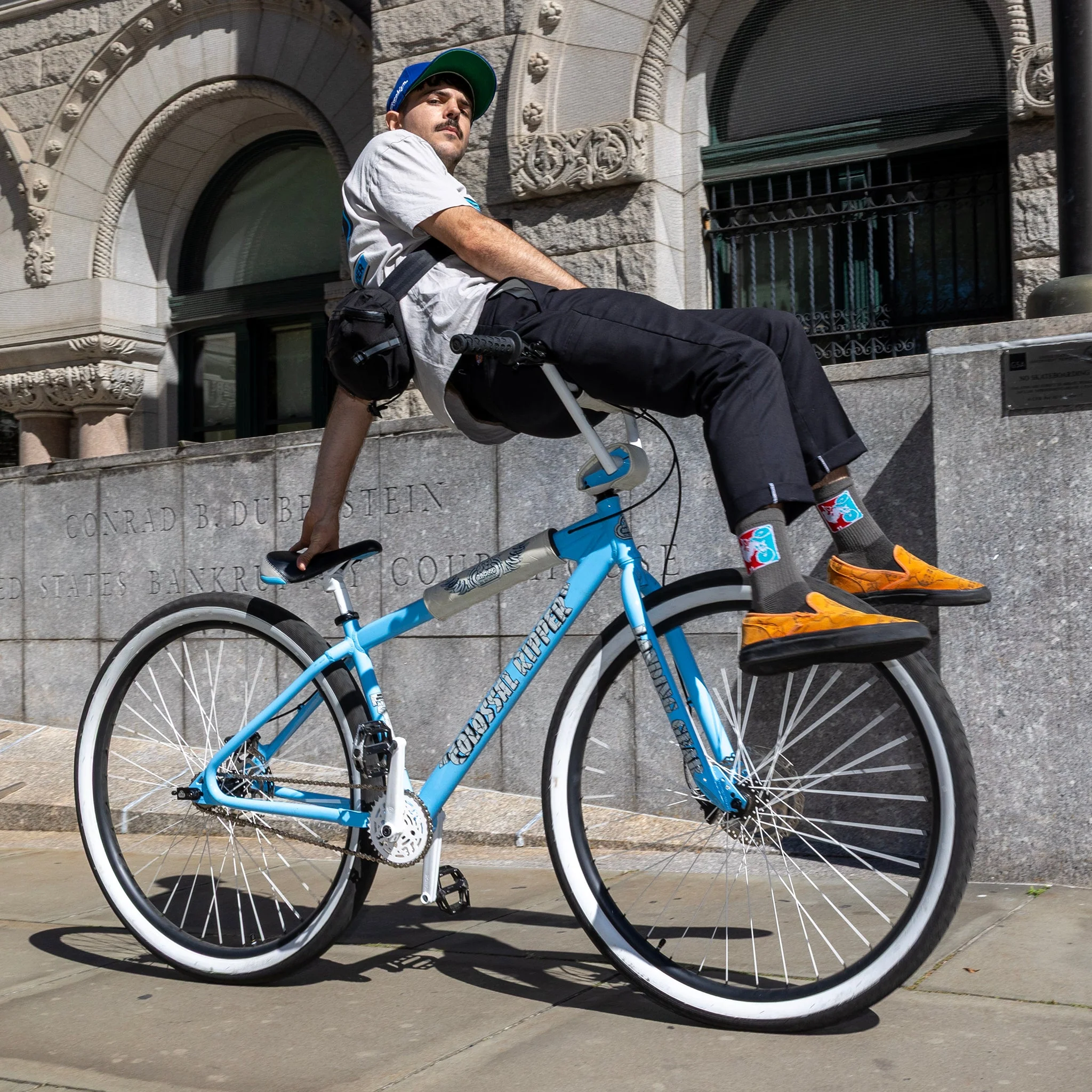 Colossal Ripper 32" - Image 12