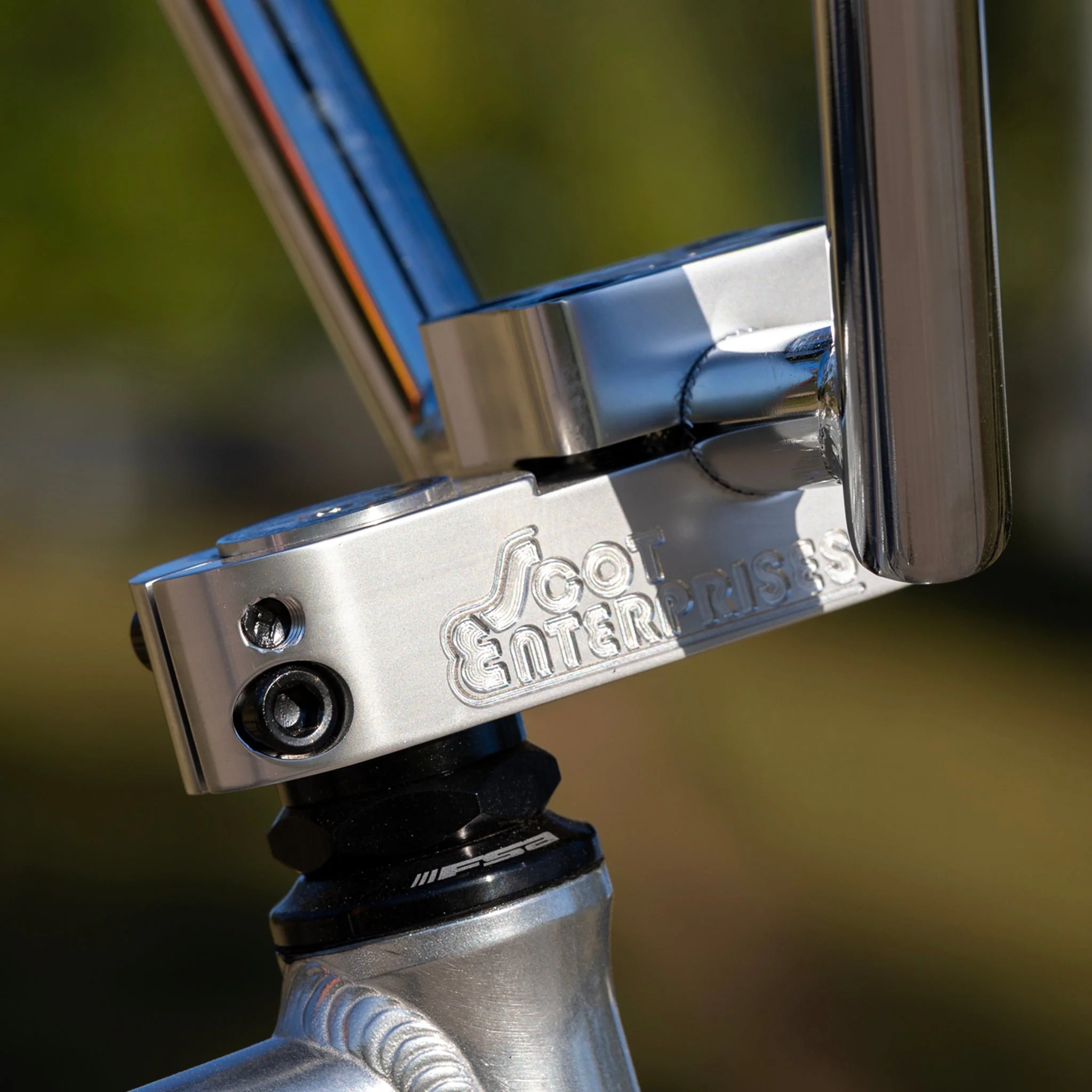 Colossal Ripper 32" - Image 7