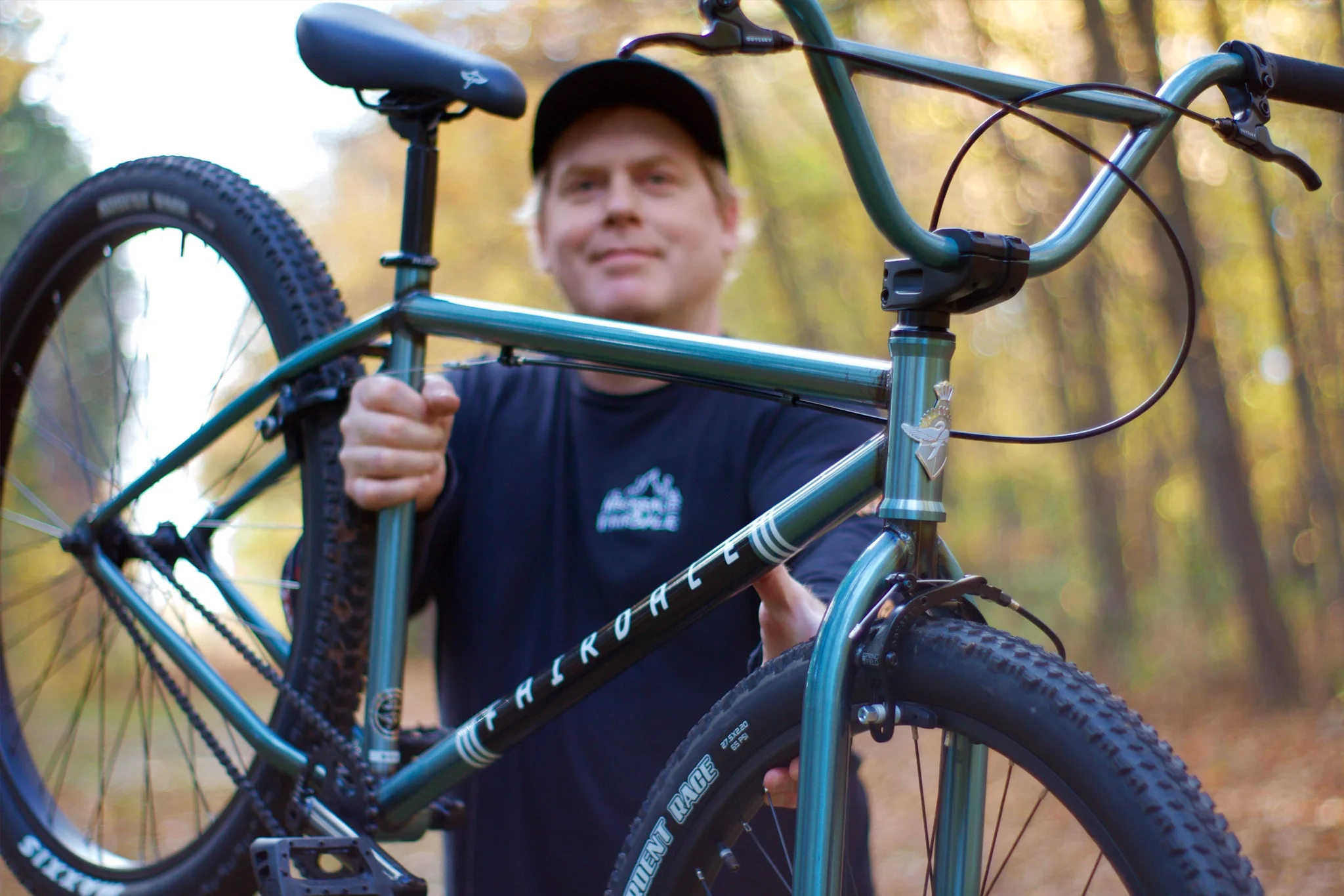 Fairdale Taj 27.5" (Translucent Winter Blue) BMX Bikes - Image 4