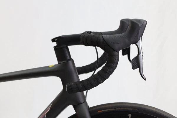 Giant TCR Advanced SL 0-AXS Force Road Bike (Custom Bike Build) - Image 4