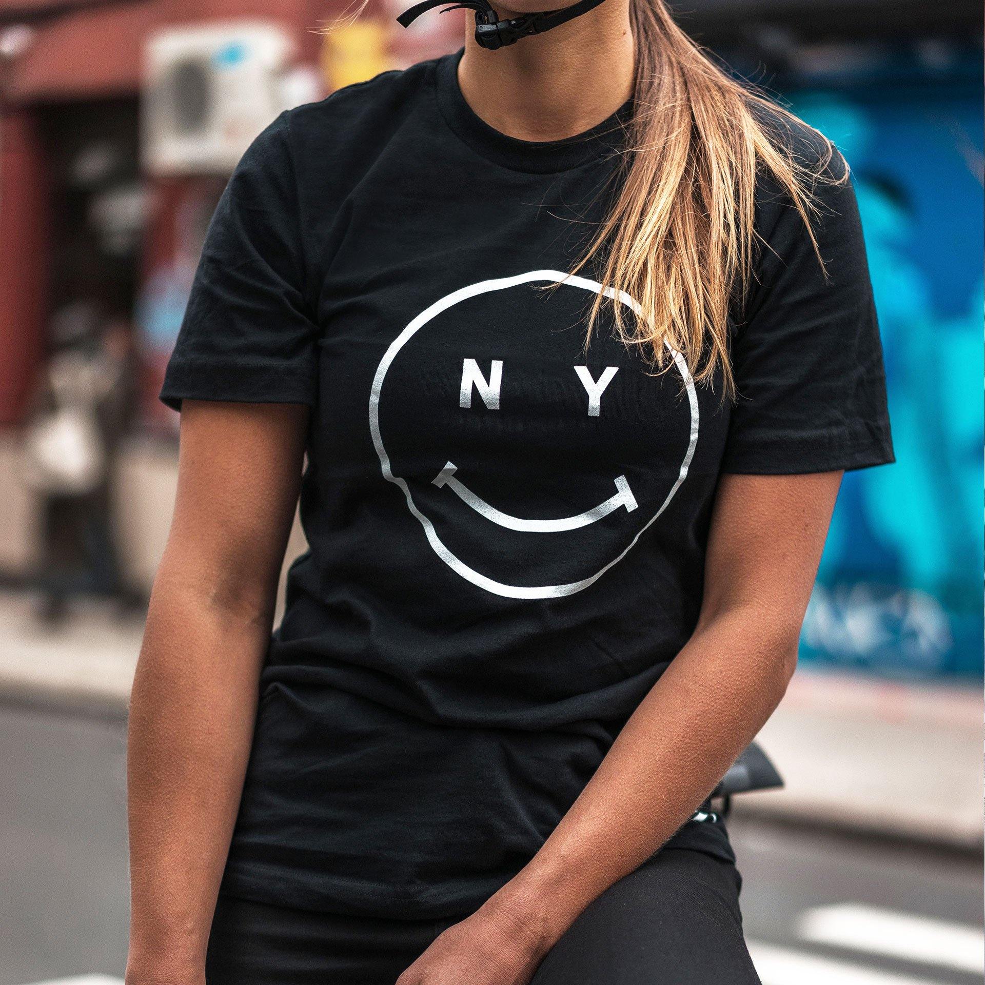 Giordana x Knowlita New York Smiley T-Shirt - Black - Image 2