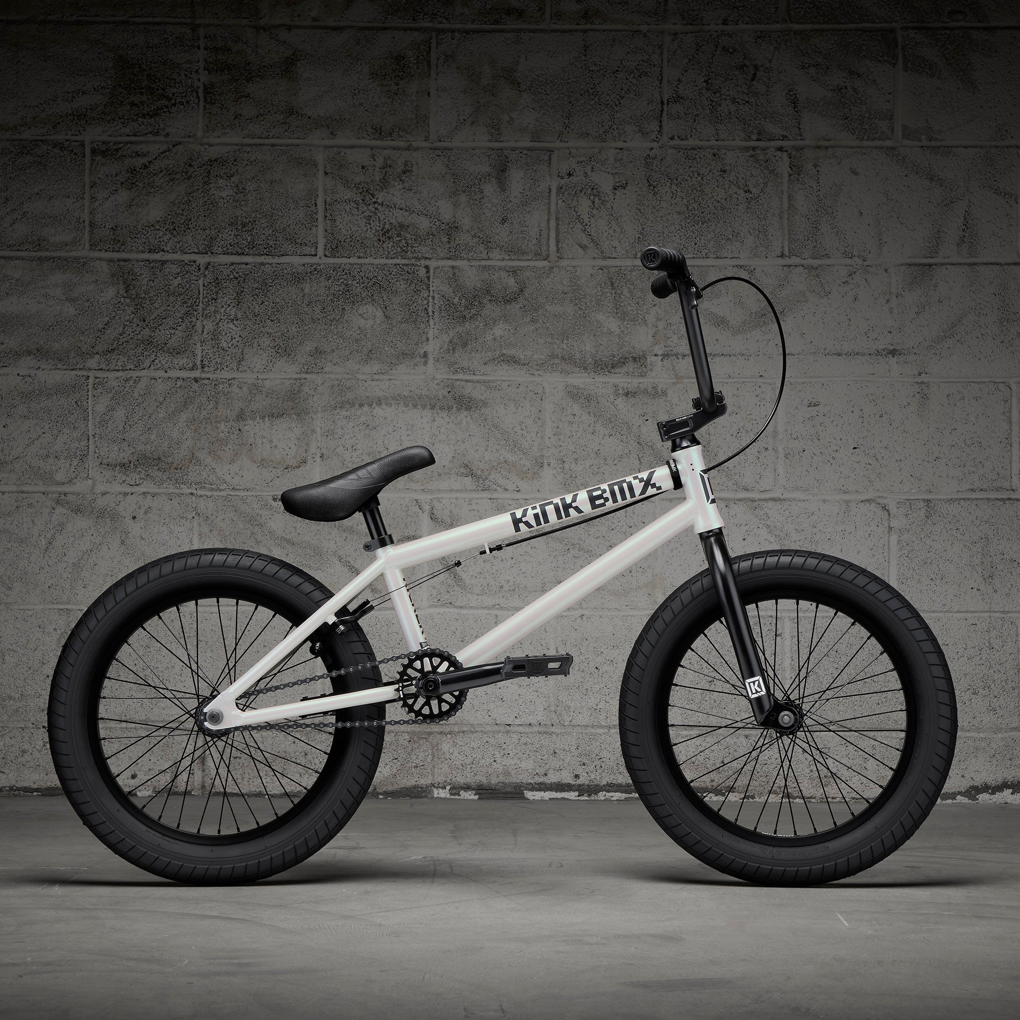 Kicker 18" 2027 - Image 3