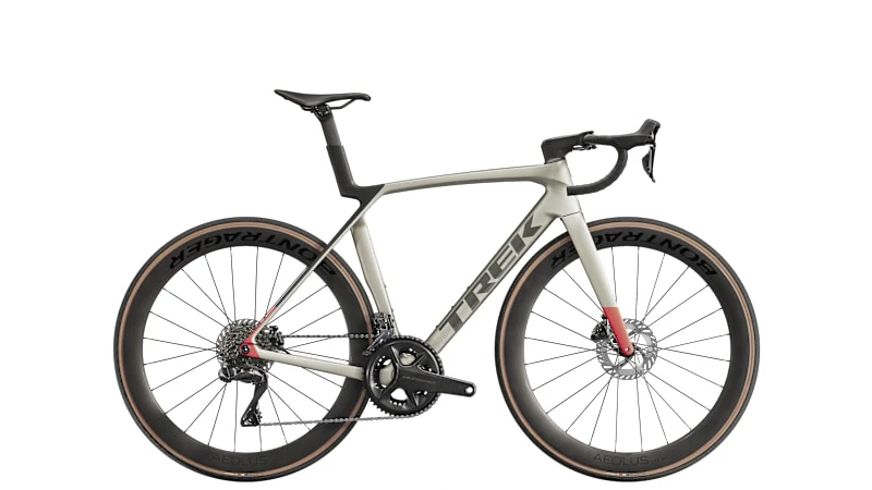 2025 Madone SL 7 Gen 8 Road Bike - Image 7