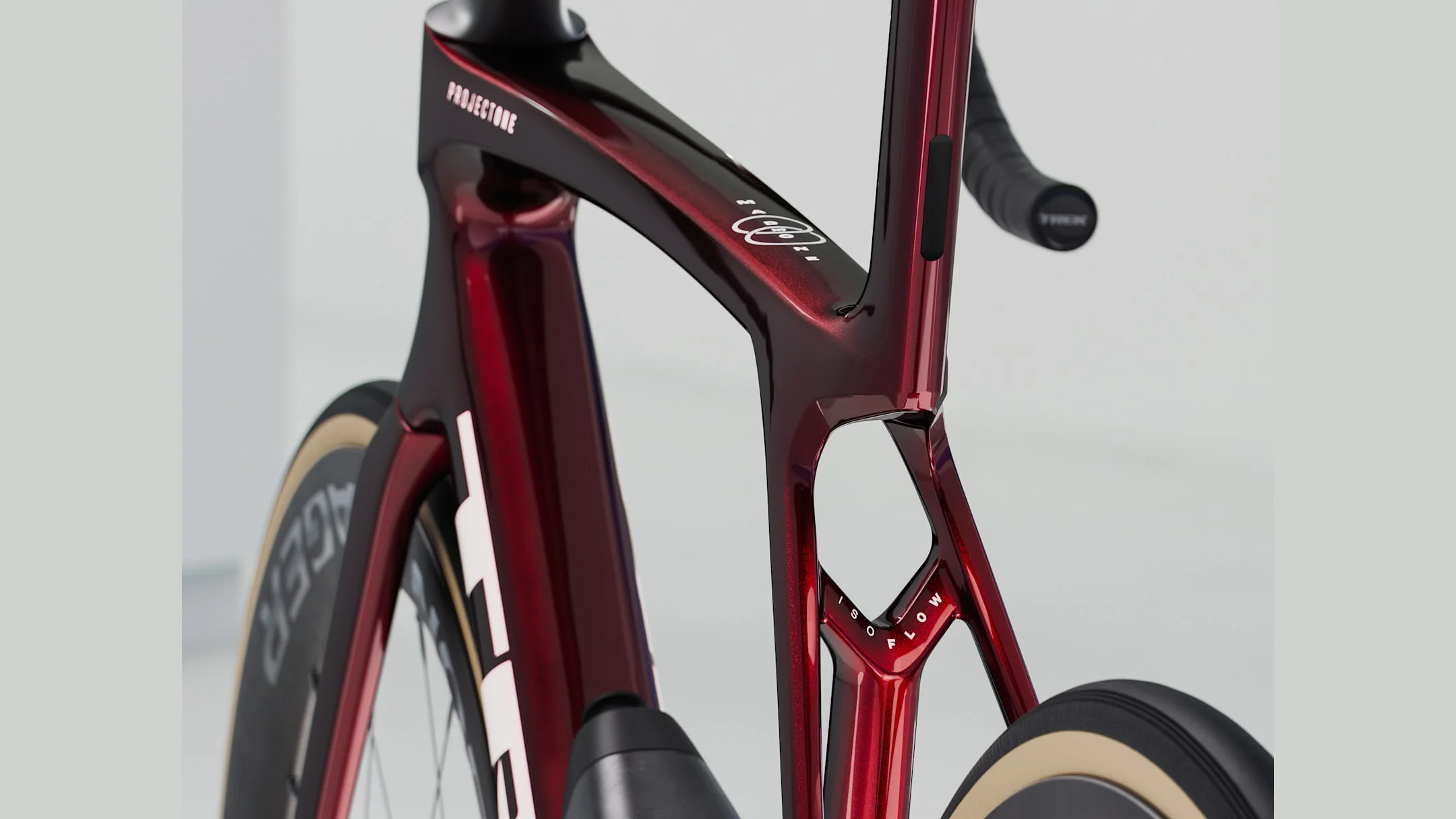 Madone SLR 7 Gen 8 Road Bike - Image 28