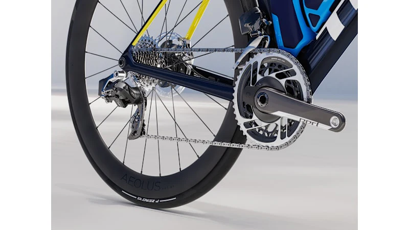 2025 Madone SLR 8 AXS Gen 8 Road Bike - Image 12