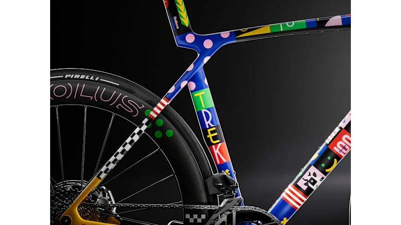 Madone SLR 9 AXS Gen 8 - The First 50 ICON Road Bike - Image 5