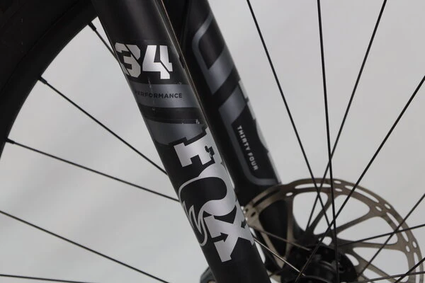 Specialized Epic 8 EVO Comp (Certified Pre-Owned Bike) - Image 3