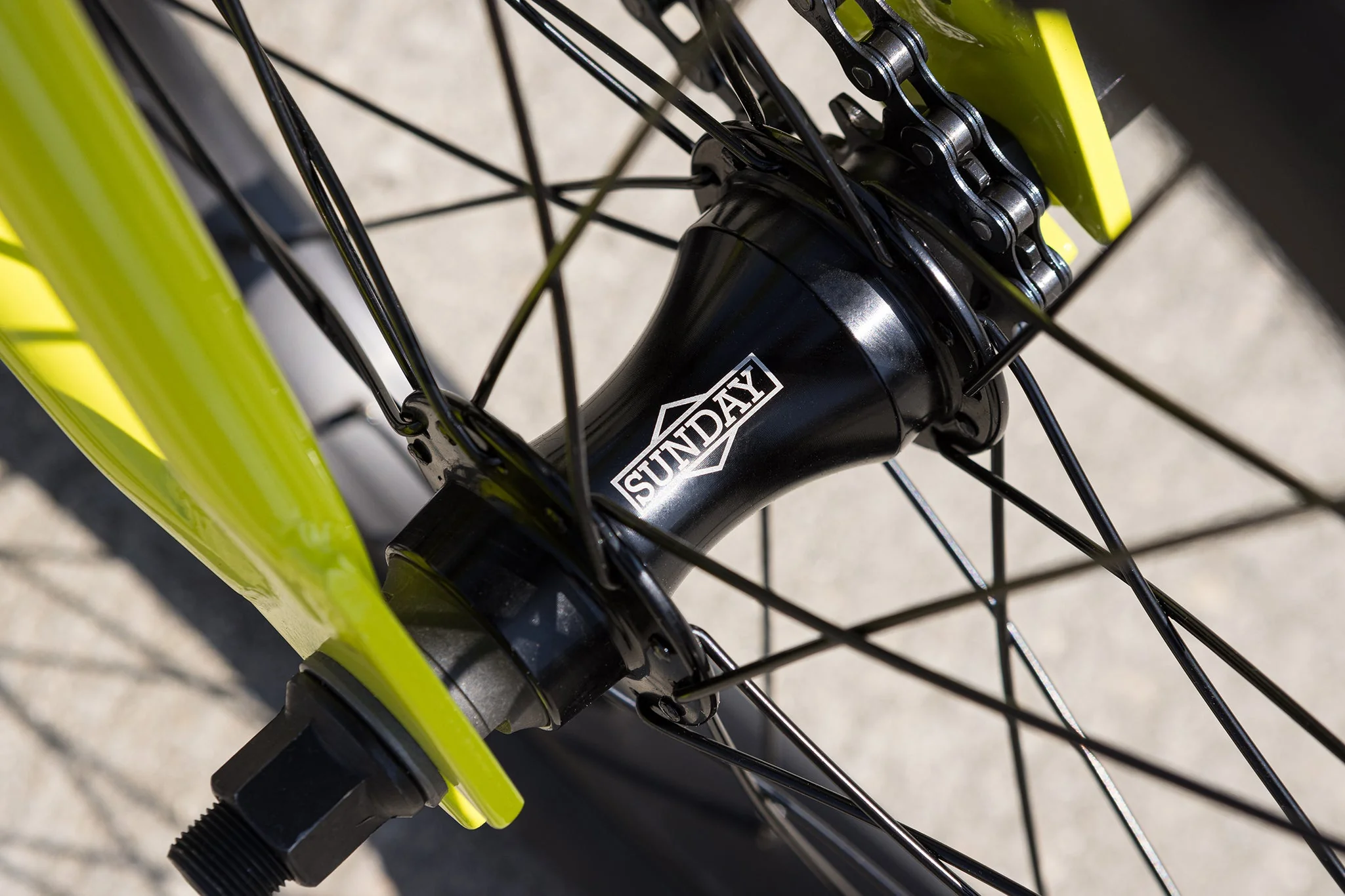 Sunday Primer 18" (Gloss Bright Yellow with 18.5" tt) Bikes - Image 16