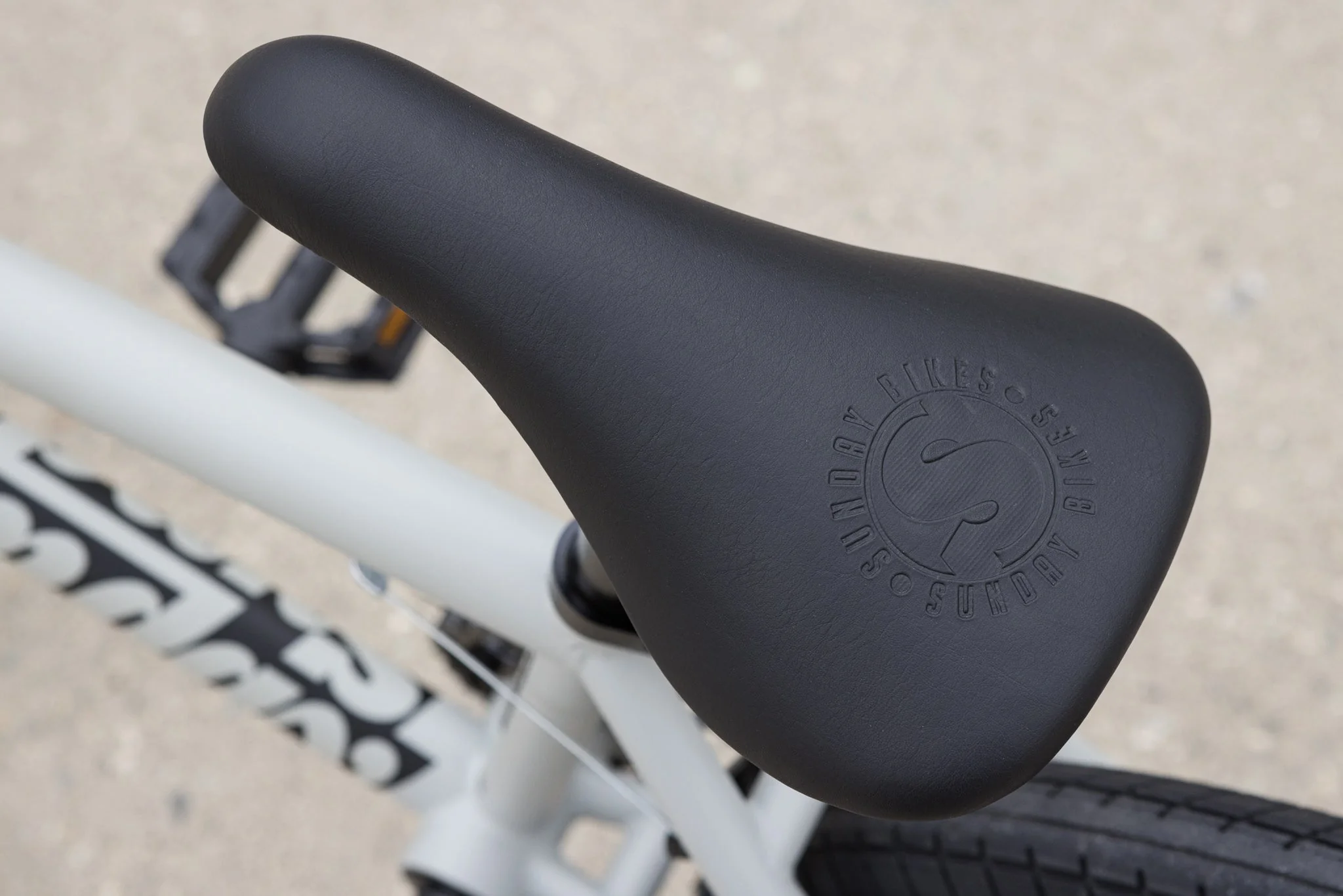 Sunday Primer (Matte Battleship Gray with 20.75" tt) Bikes - Image 12