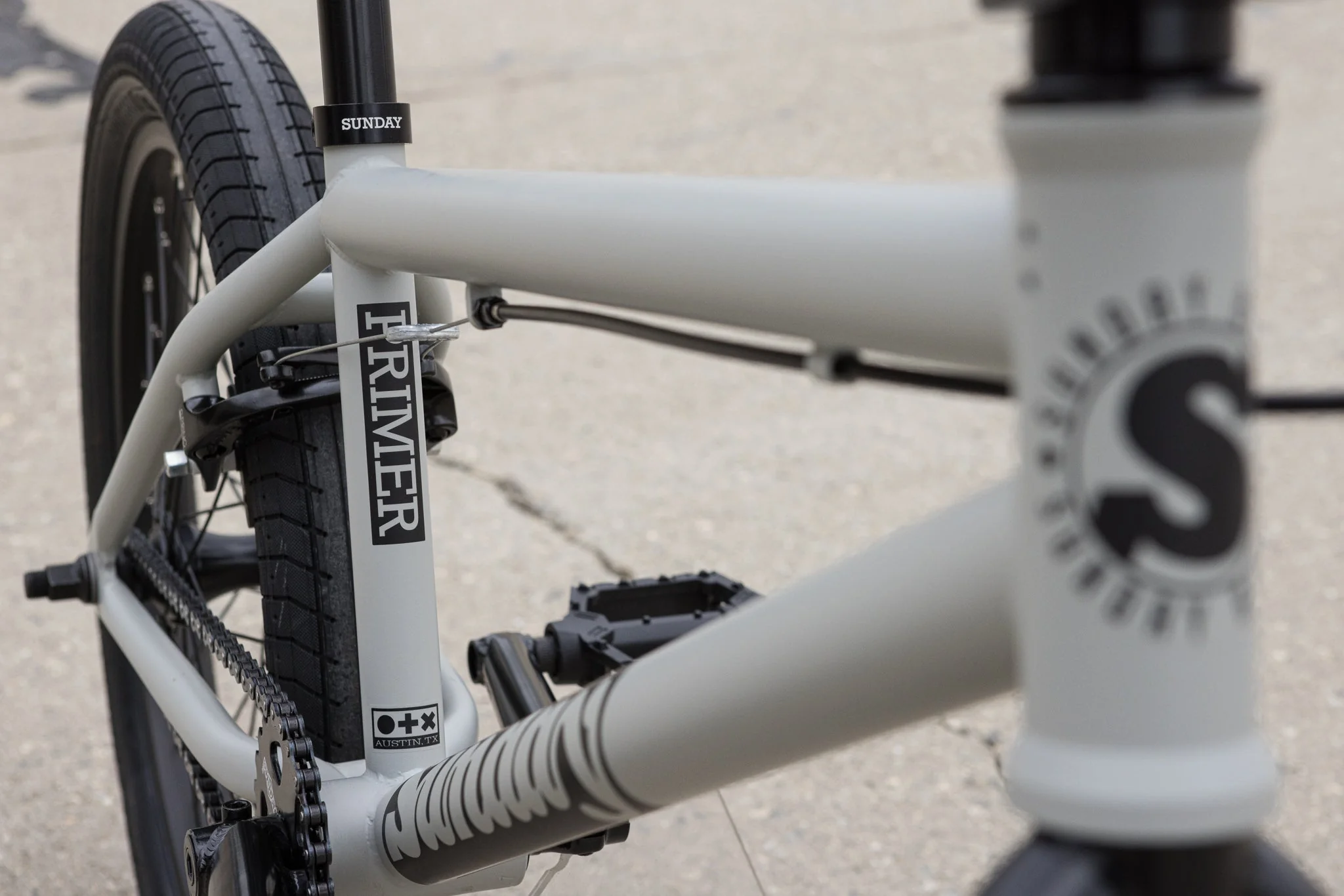 Sunday Primer (Matte Battleship Gray with 20.75" tt) Bikes - Image 8