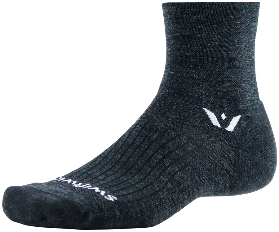 Swiftwick Pursuit Quarter Crew Socks - 4" Black - Image 2