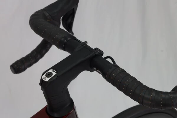 Trek Madone SL Disc Road Bike (Custom Bike Build) - Image 5