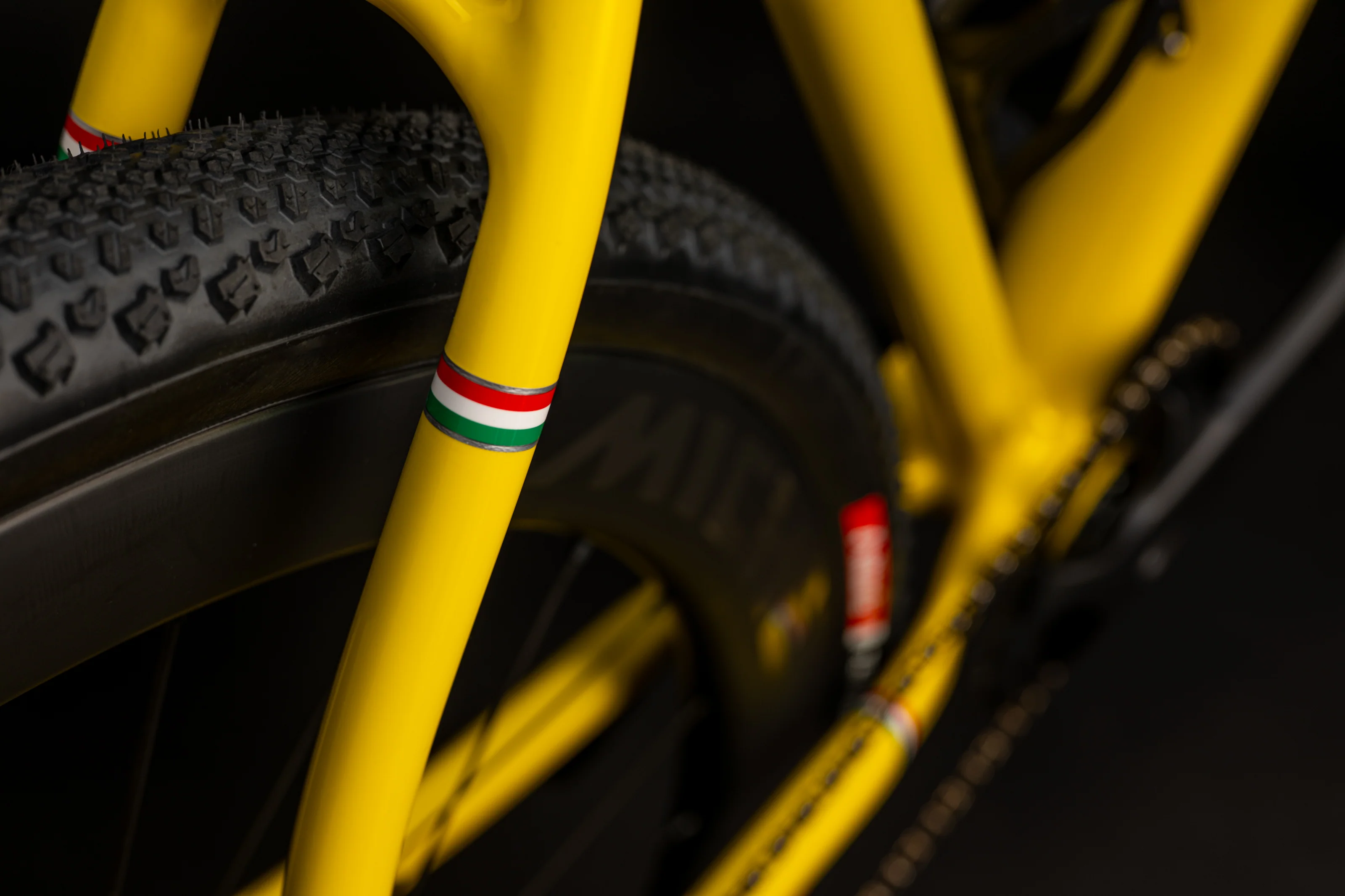Vento Gravel Road Bike - Image 11